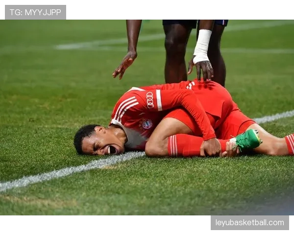 半场战报：拜仁慕尼黑1-0多特蒙德，穆西亚拉世界波破门